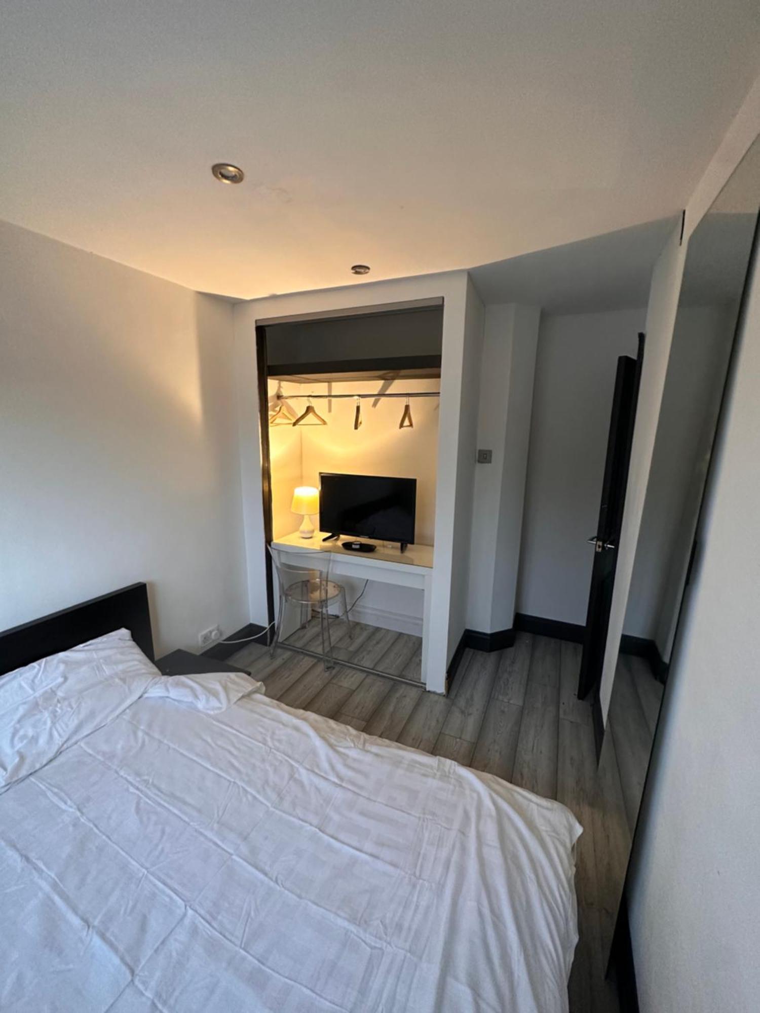 Spacious Double Near Train Station Birmingham Exteriör bild